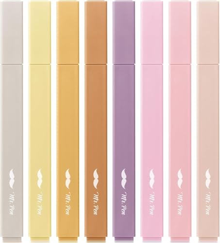 Eight colorful marker pens